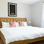Sleek 1Br In The Bywater By Sonder